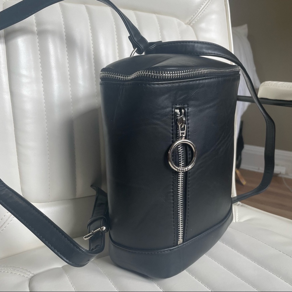 Unif black backpack